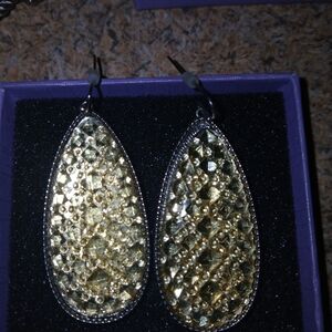 Sparkling Gold Teardrop Earrings